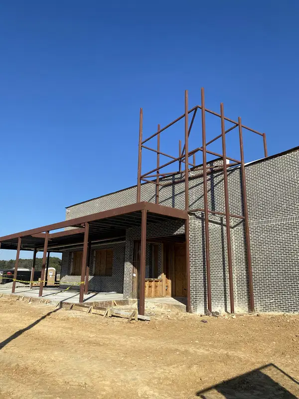 Daisy Fab structural steel erection and steel building erection project