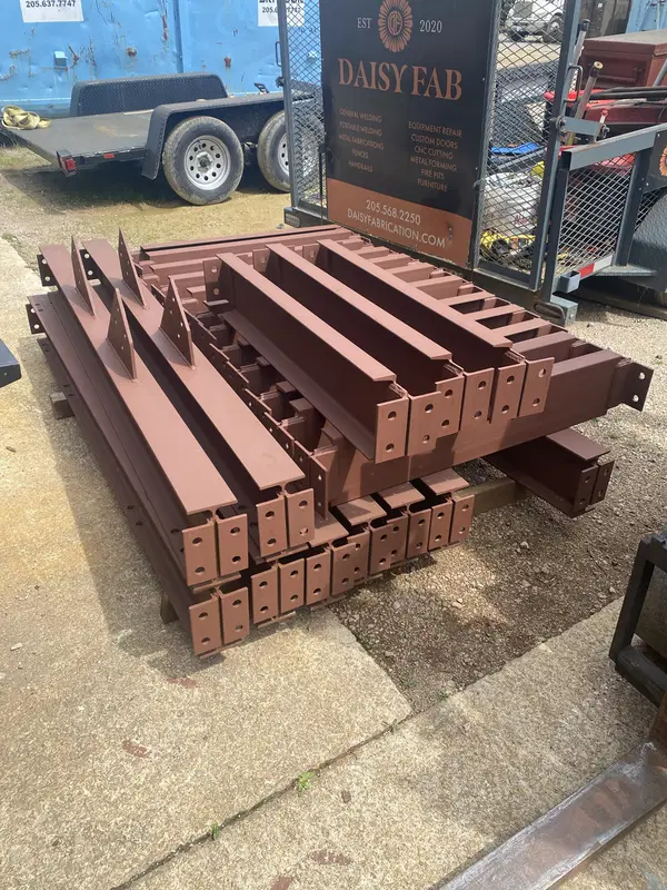 Fabricated structural steel members prepared for delivery and installation